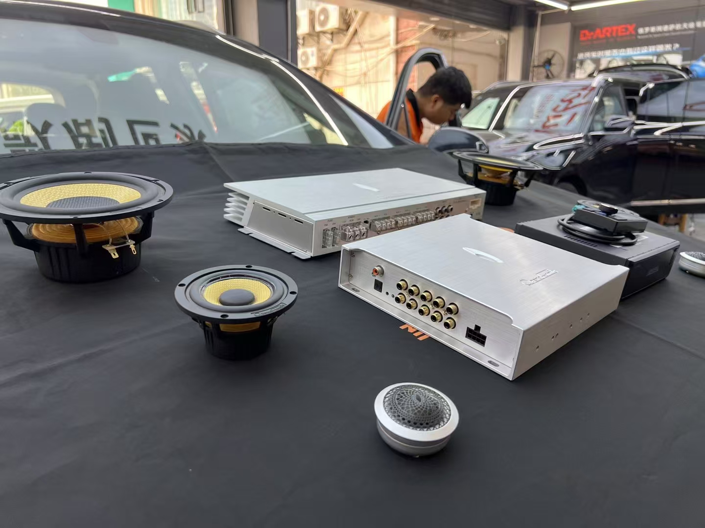 別克昂科威音響升級(jí)，讓音樂(lè)點(diǎn)亮您的世界